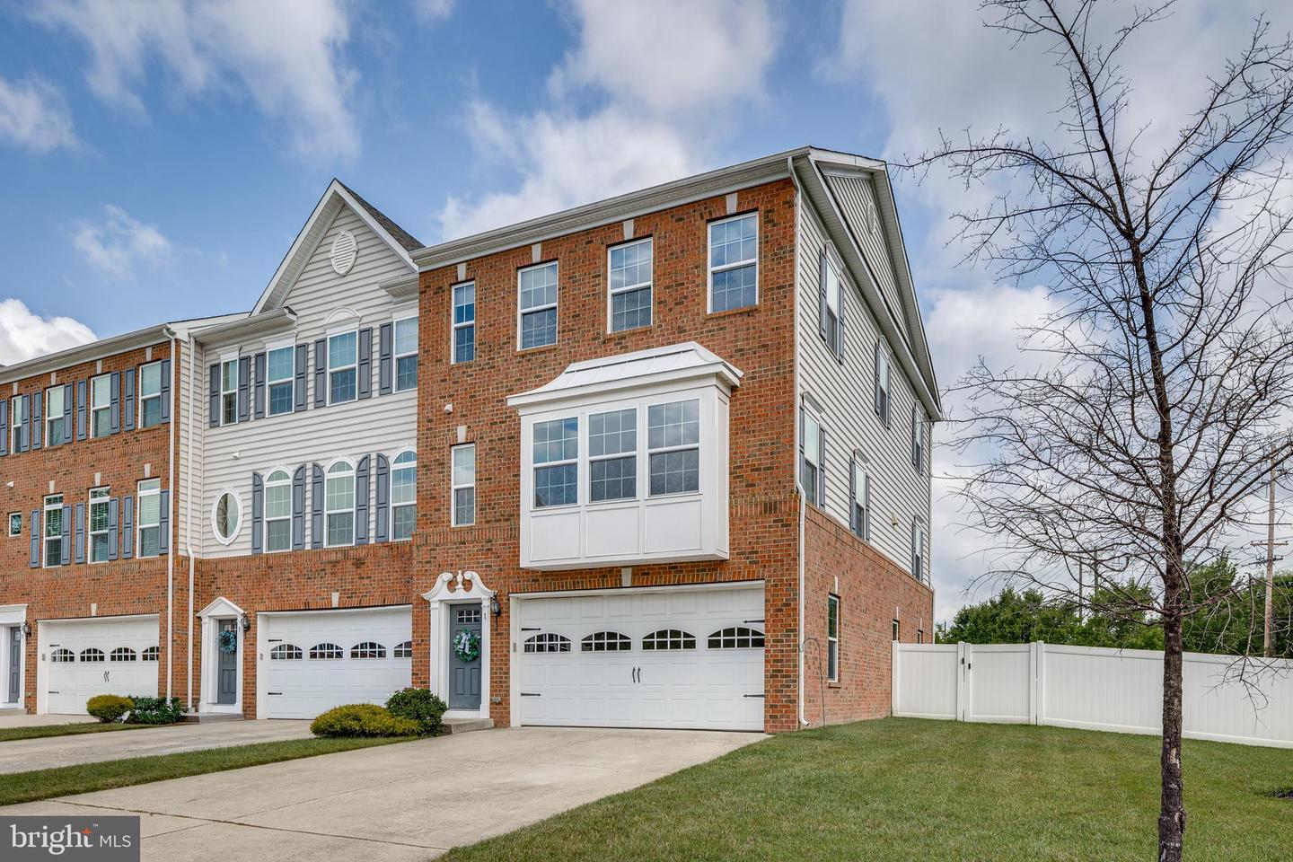 1 Grace Dr Property Photo 1