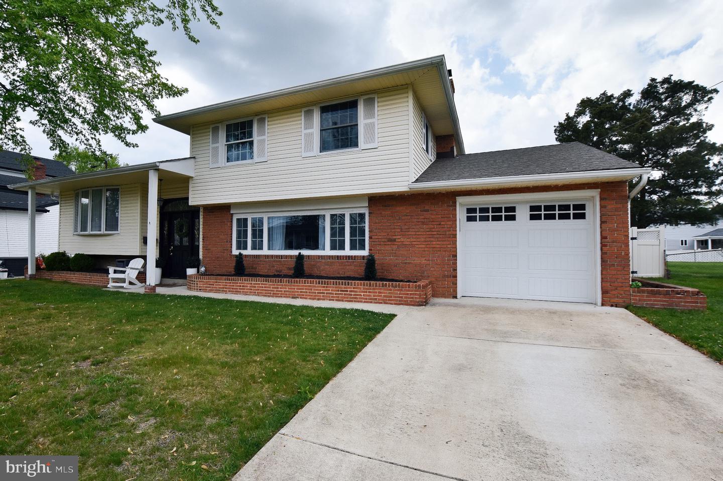 59 Cornell Dr Property Photo 1