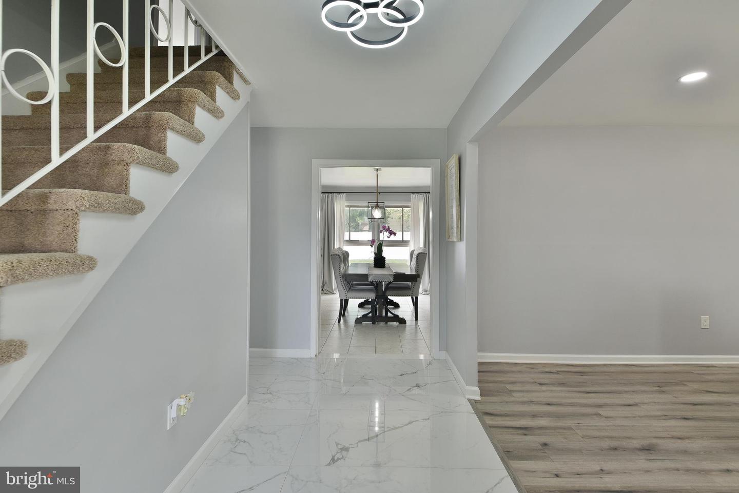 8 Windover Ln Property Photo 7