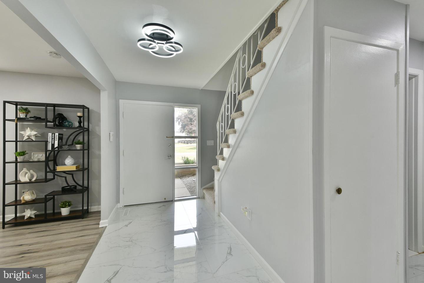 8 Windover Ln Property Photo 8