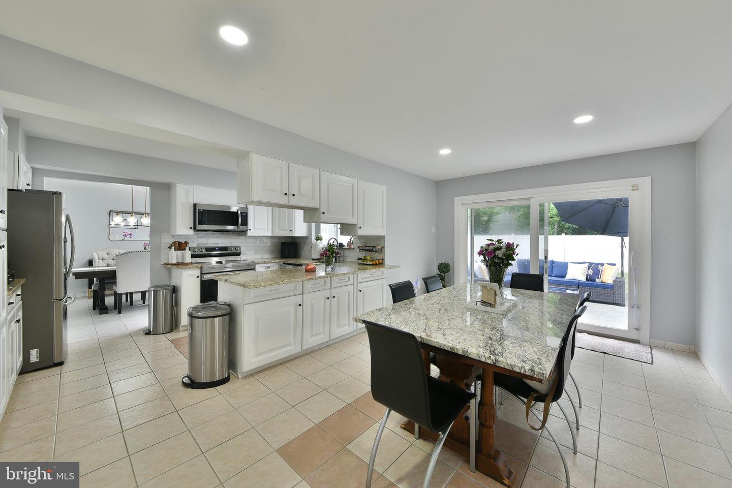 8 Windover Ln Property Photo 15