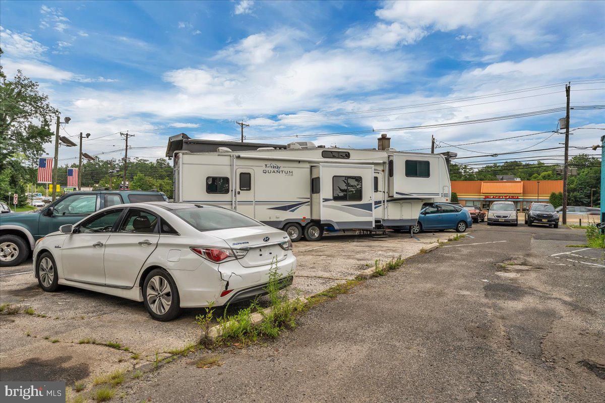 483 Route 38 W Property Photo 21