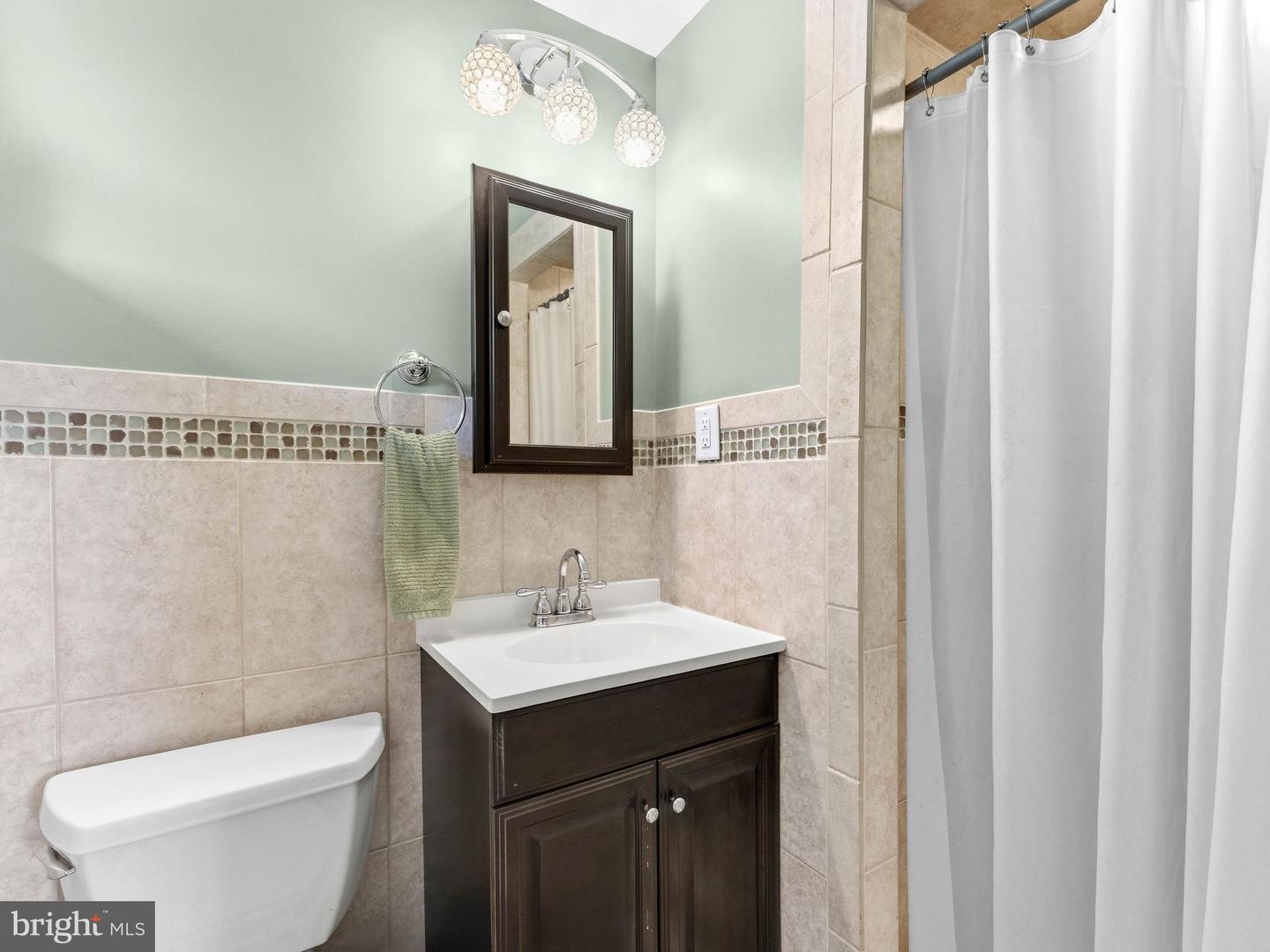 2212 Chestnut Hill Dr Property Photo 18