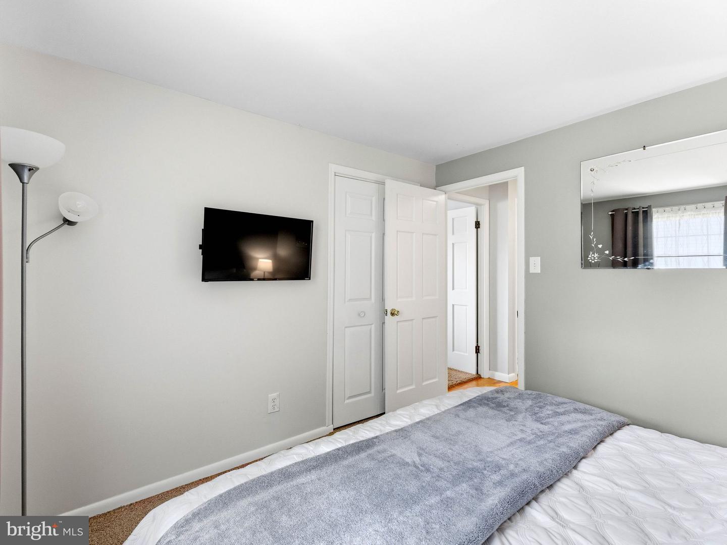 2212 Chestnut Hill Dr Property Photo 21