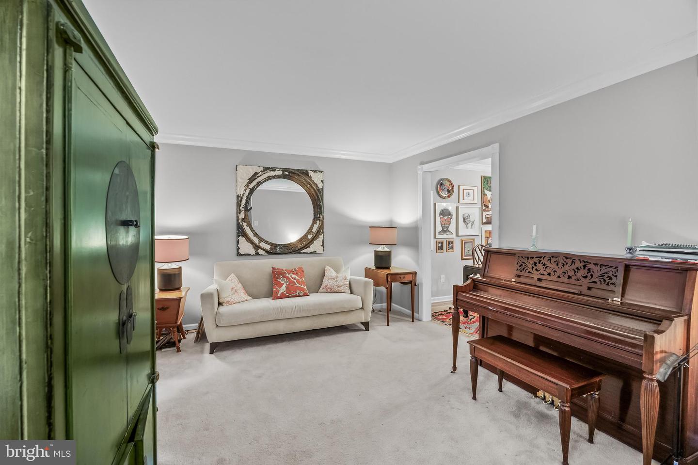 4 Yorkshire Dr Property Photo 7