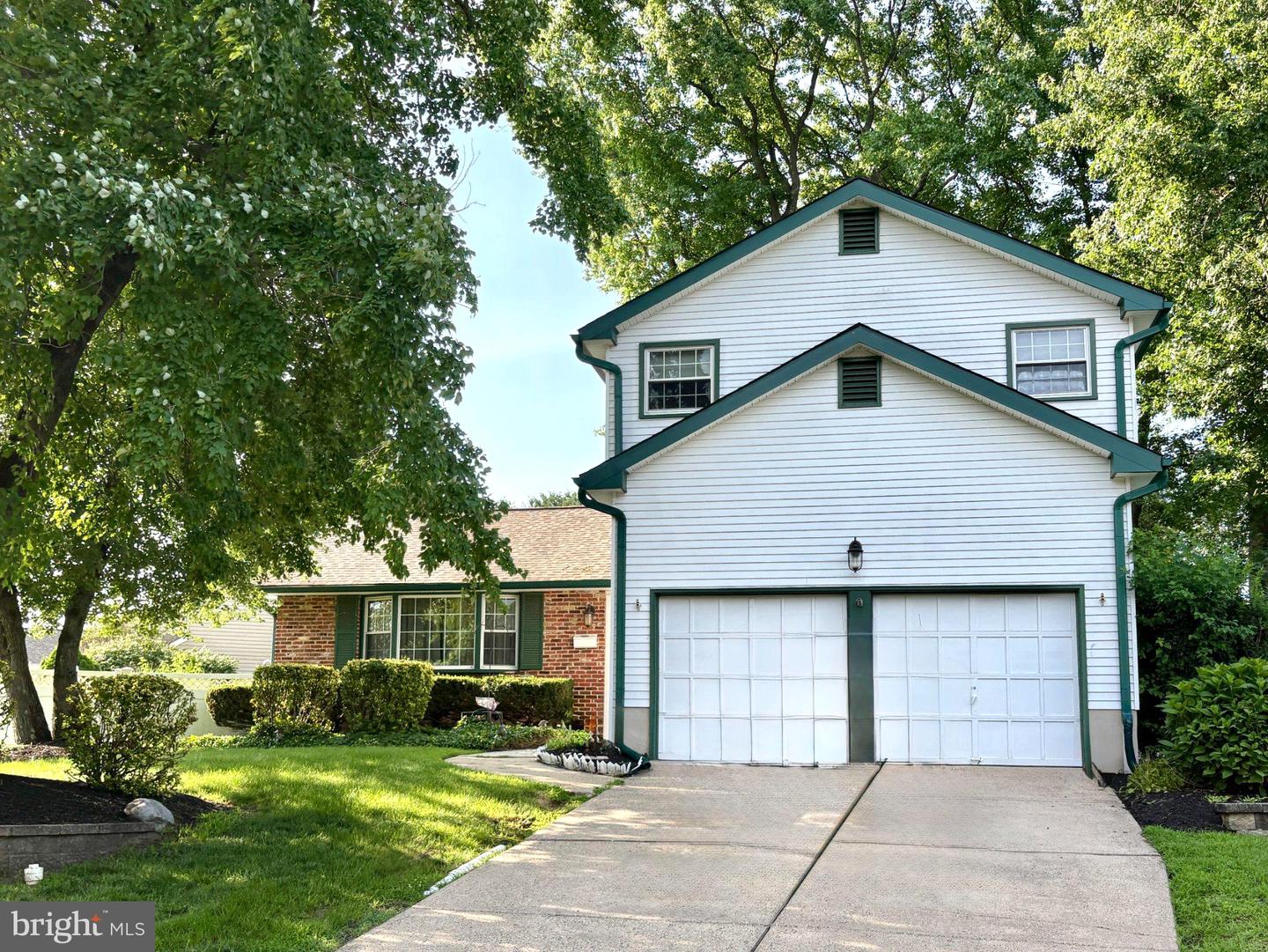 843 LAFAYETTE DR