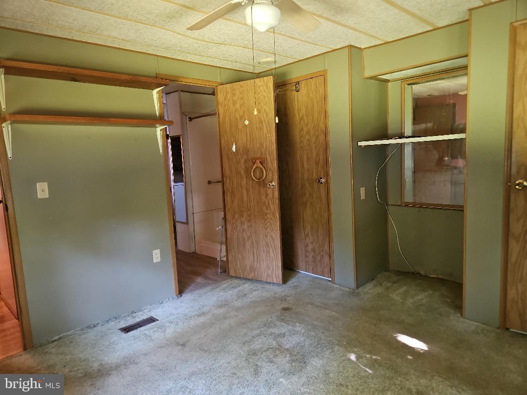 65 James Ave Property Photo 12