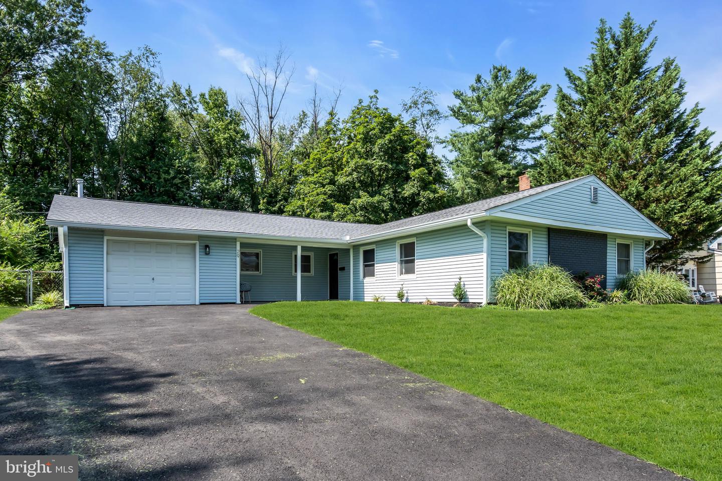 29 Evergreen Dr Property Photo 2