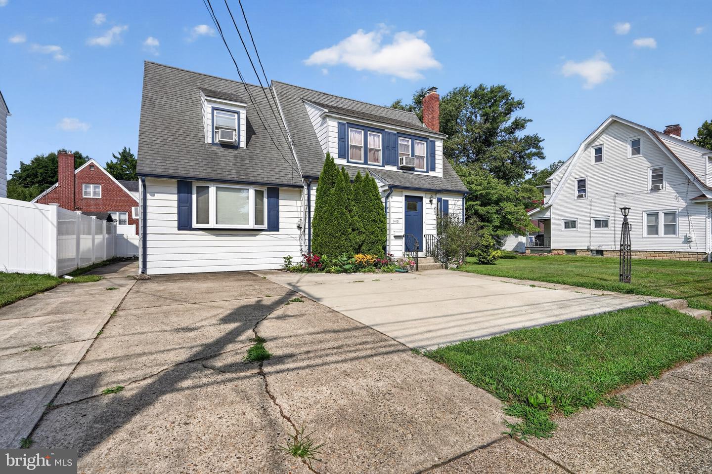 1410 High St Property Photo 1