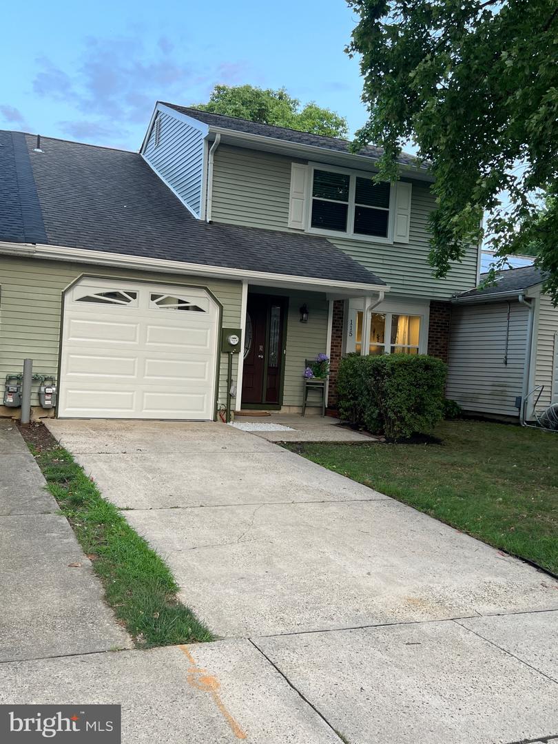 115 Banwell Ln Property Photo 1