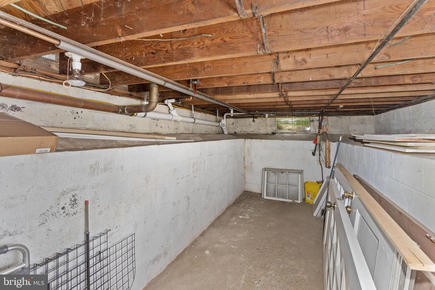 1140 Emerick Ave Property Photo 32