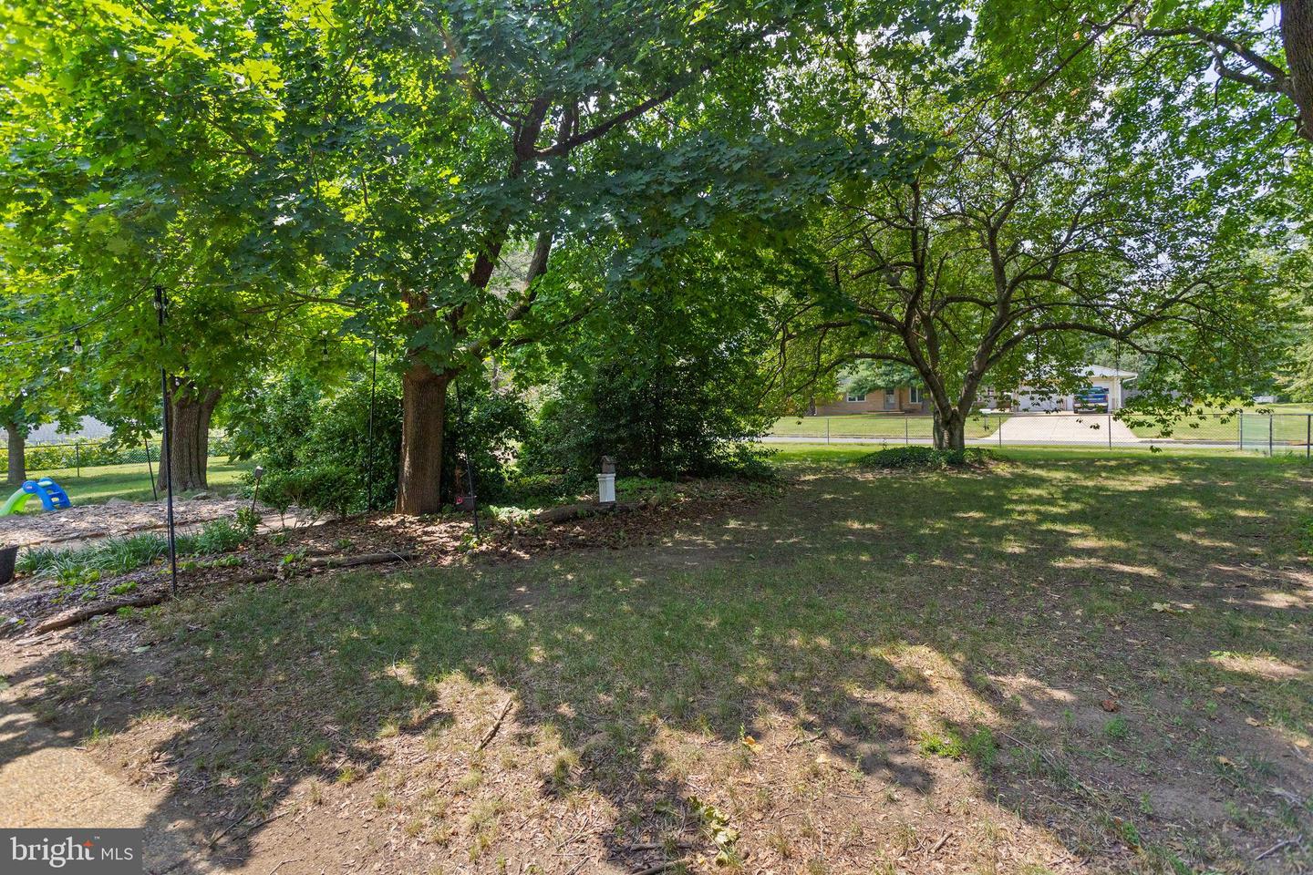 1140 Emerick Ave Property Photo 38