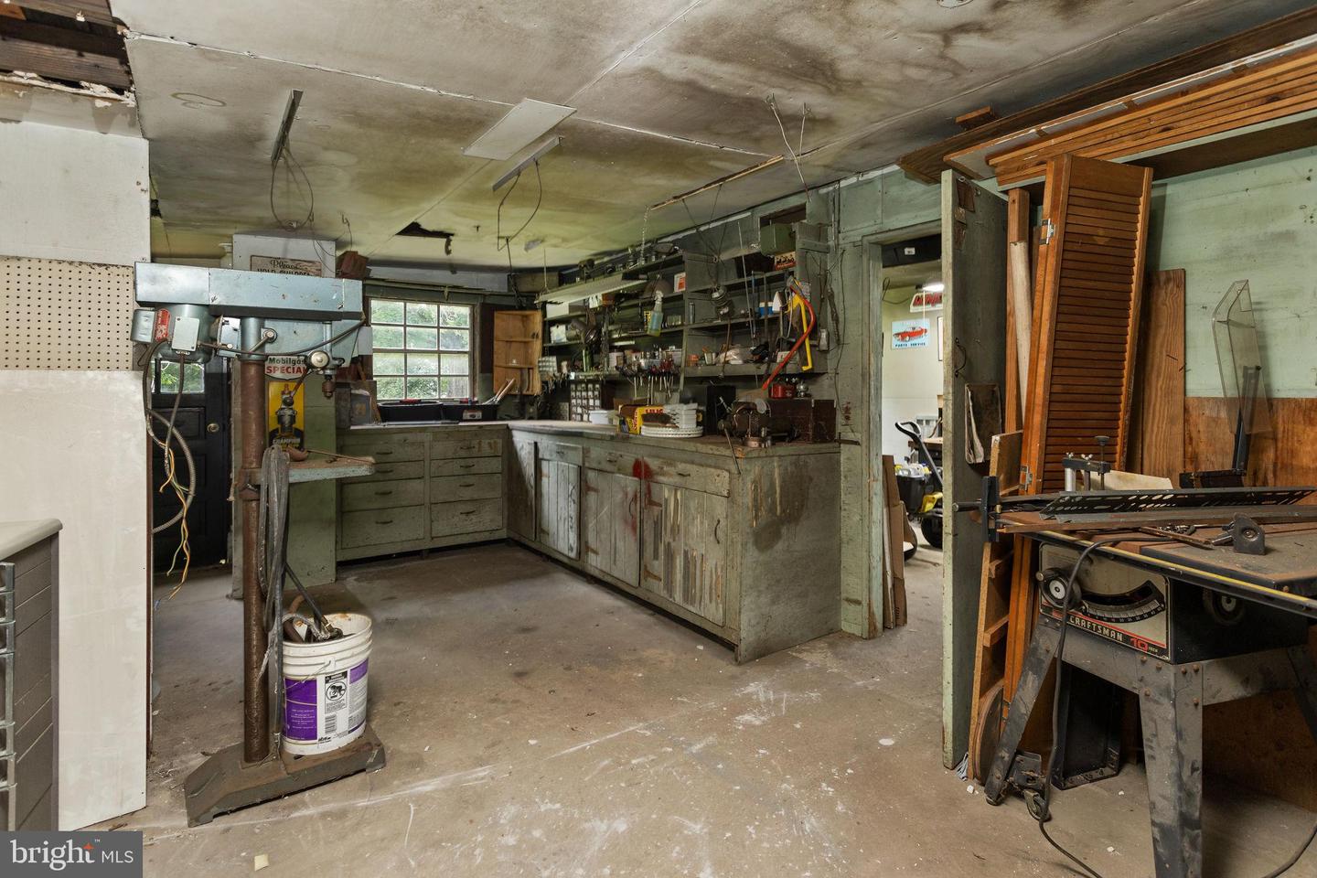 1140 Emerick Ave Property Photo 44