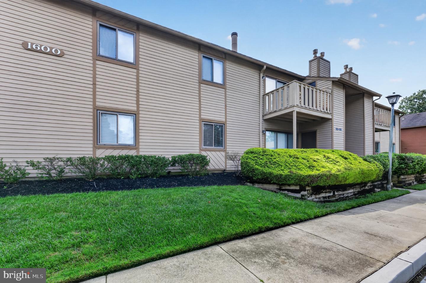 1605 Woodhollow Dr Property Photo 1
