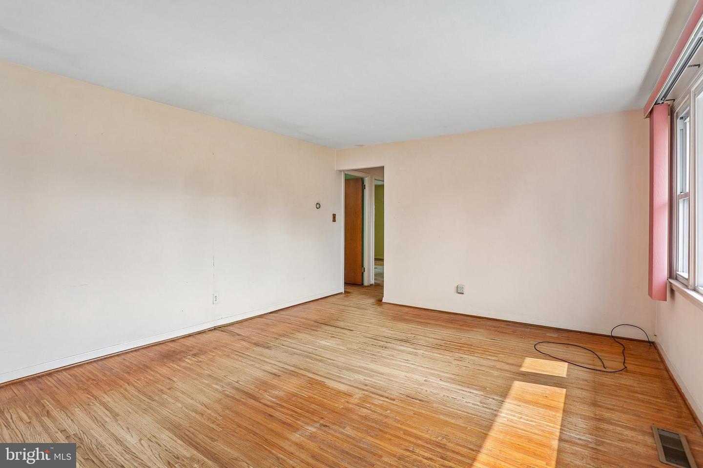 29 Nassau Rd Property Photo 8