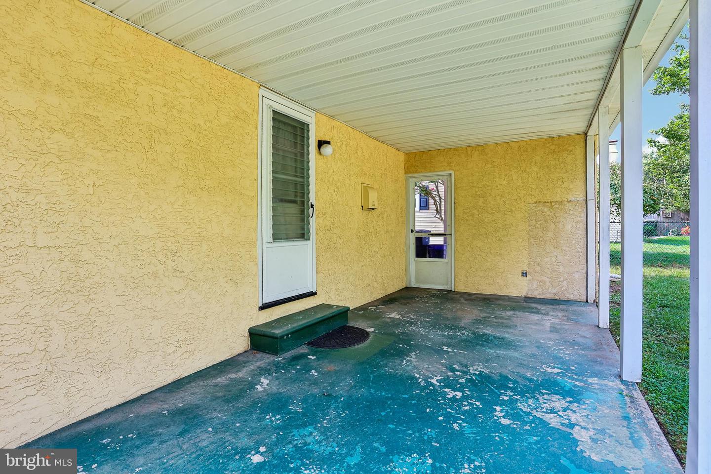 29 Nassau Rd Property Photo 29