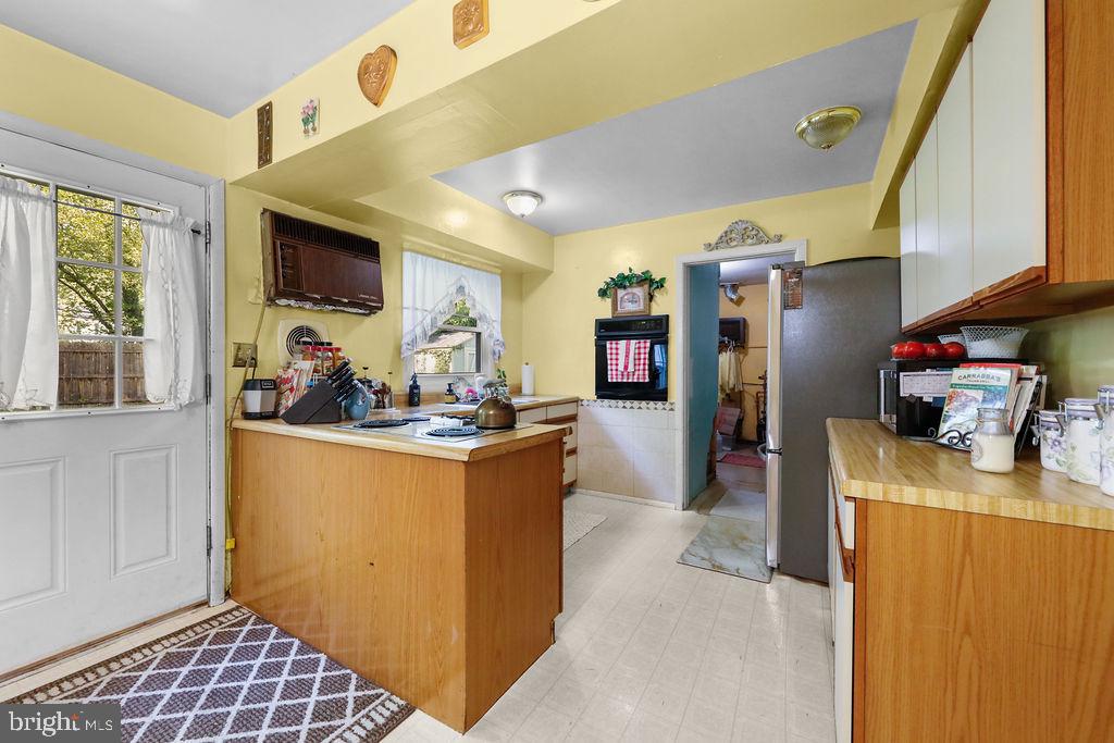 159 Millbrook Dr Property Photo 17