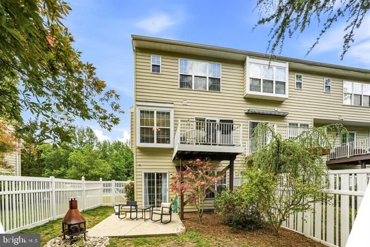 623 Barton Blvd Property Photo 3