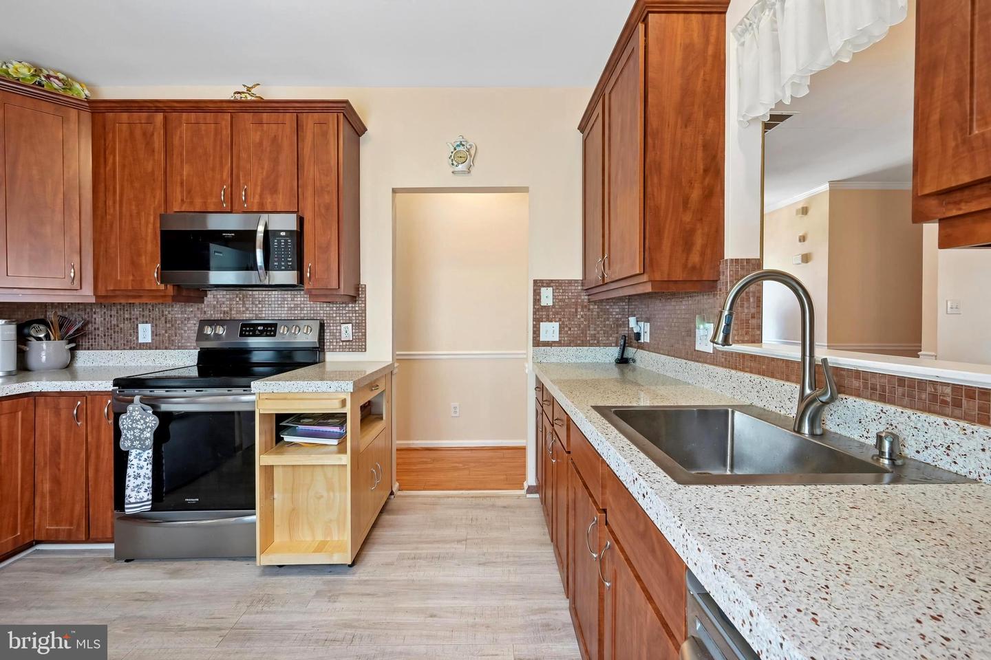 12 Belmont Ave Property Photo 11