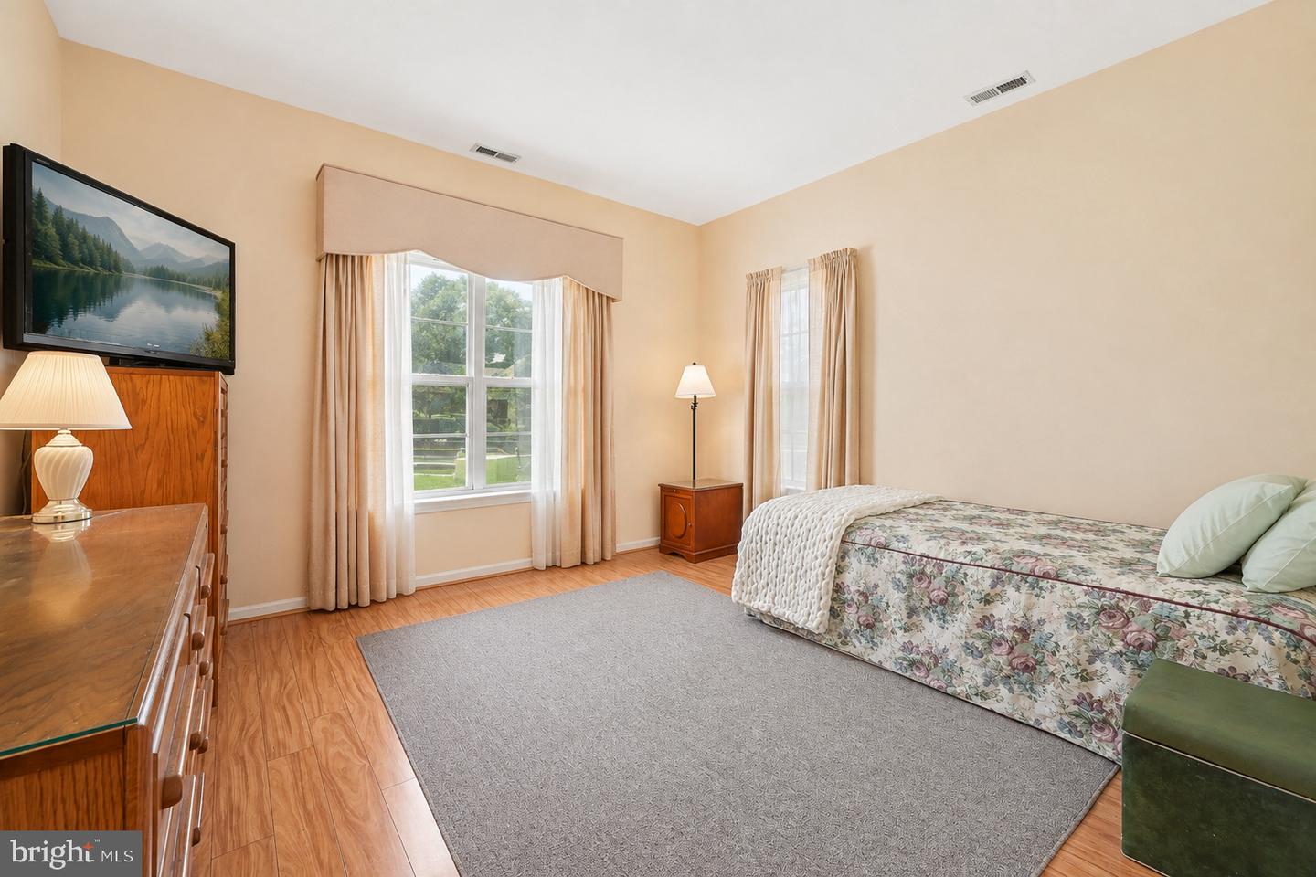 12 Belmont Ave Property Photo 13