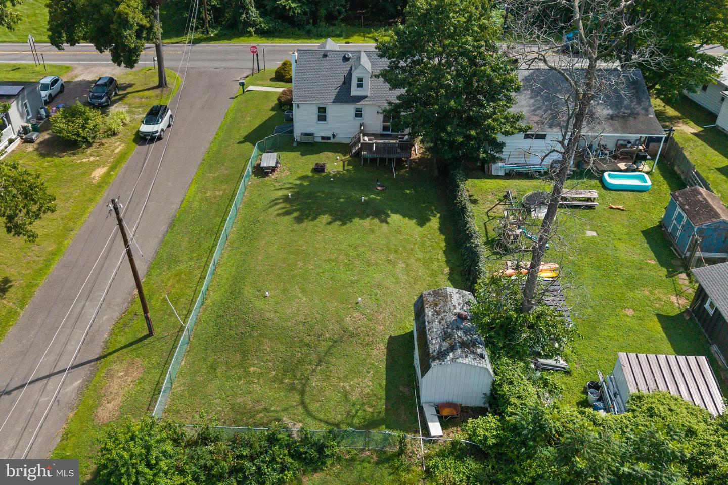 2347 Kinkora Rd Property Photo 25