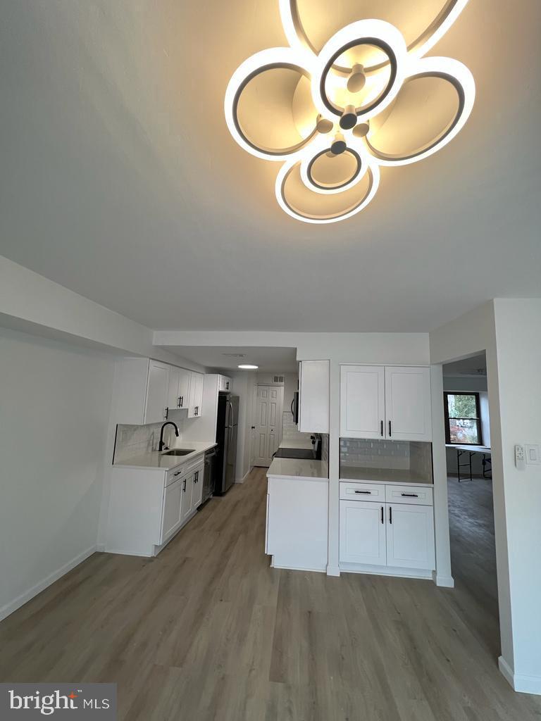 246 Fir Tree Ct Property Photo 4