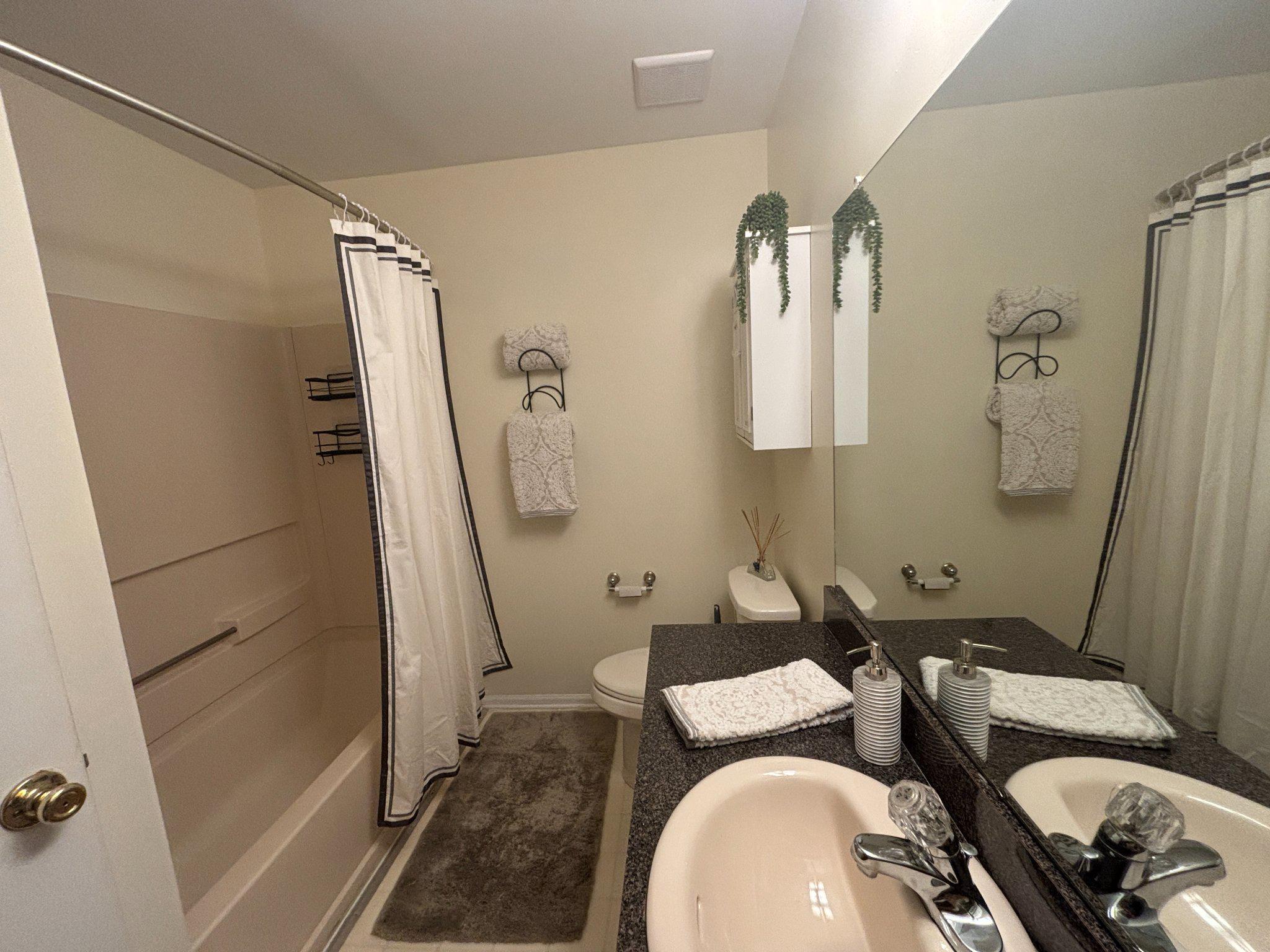 1002 Squirrel Rd Property Photo 14