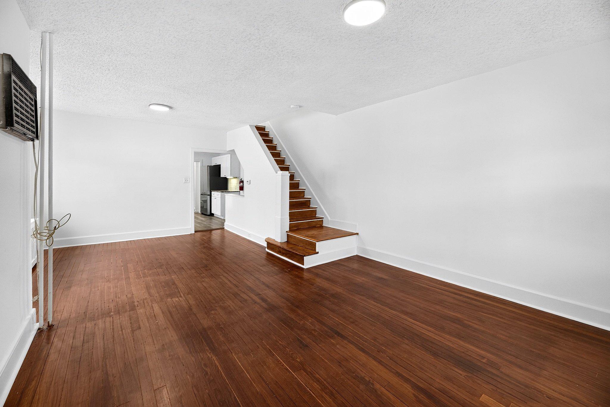 22 Grant St Property Photo 3