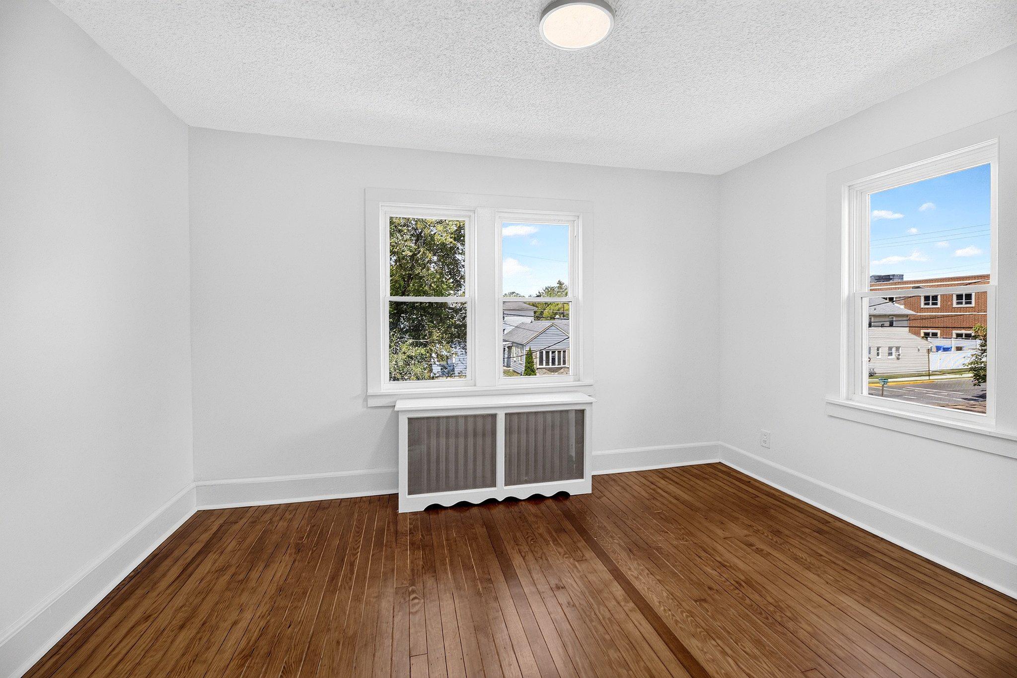 22 Grant St Property Photo 8