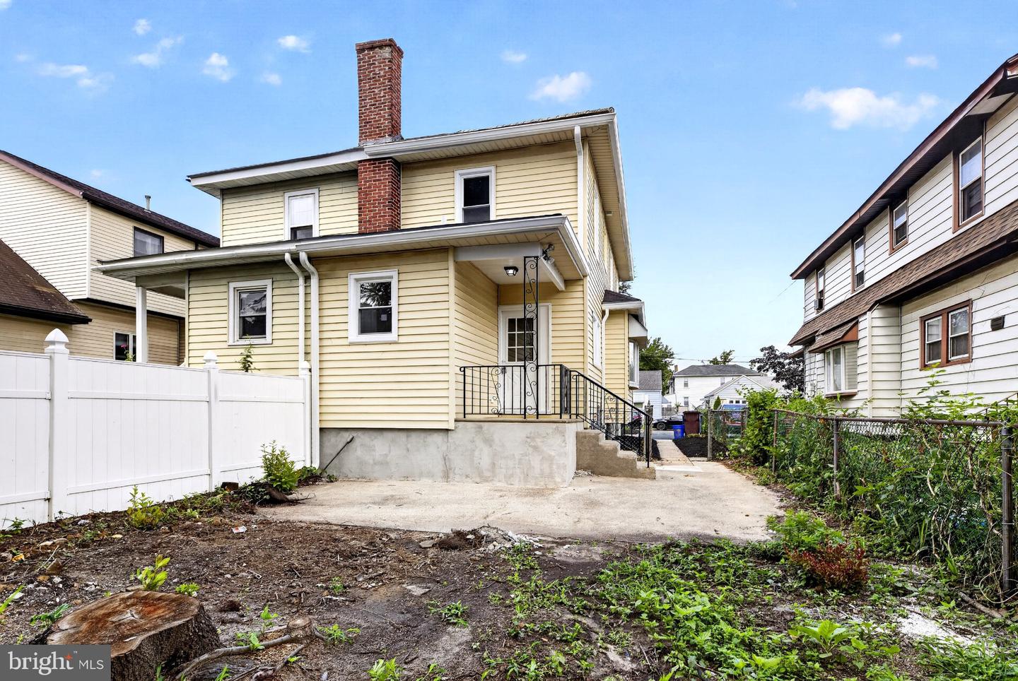 22 Grant St Property Photo 12