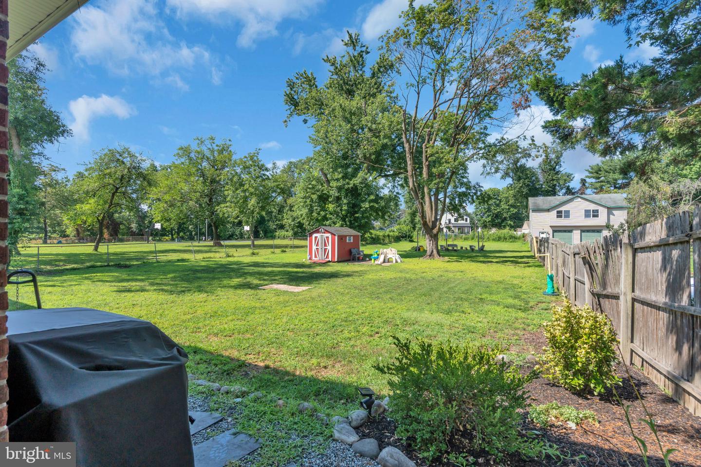 53 Stewart Ave Property Photo 24