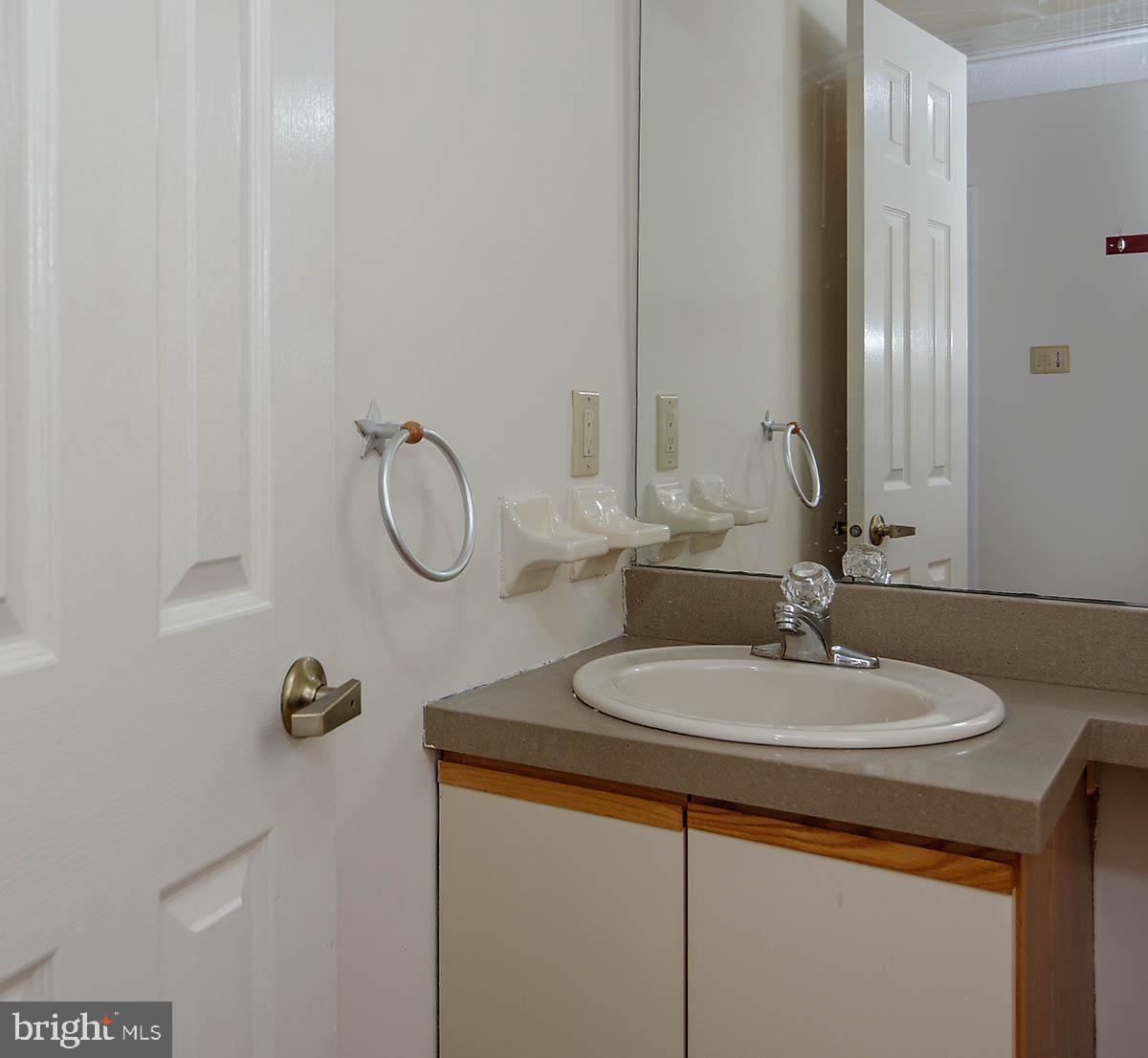 21 Claver Hill Way Property Photo 13
