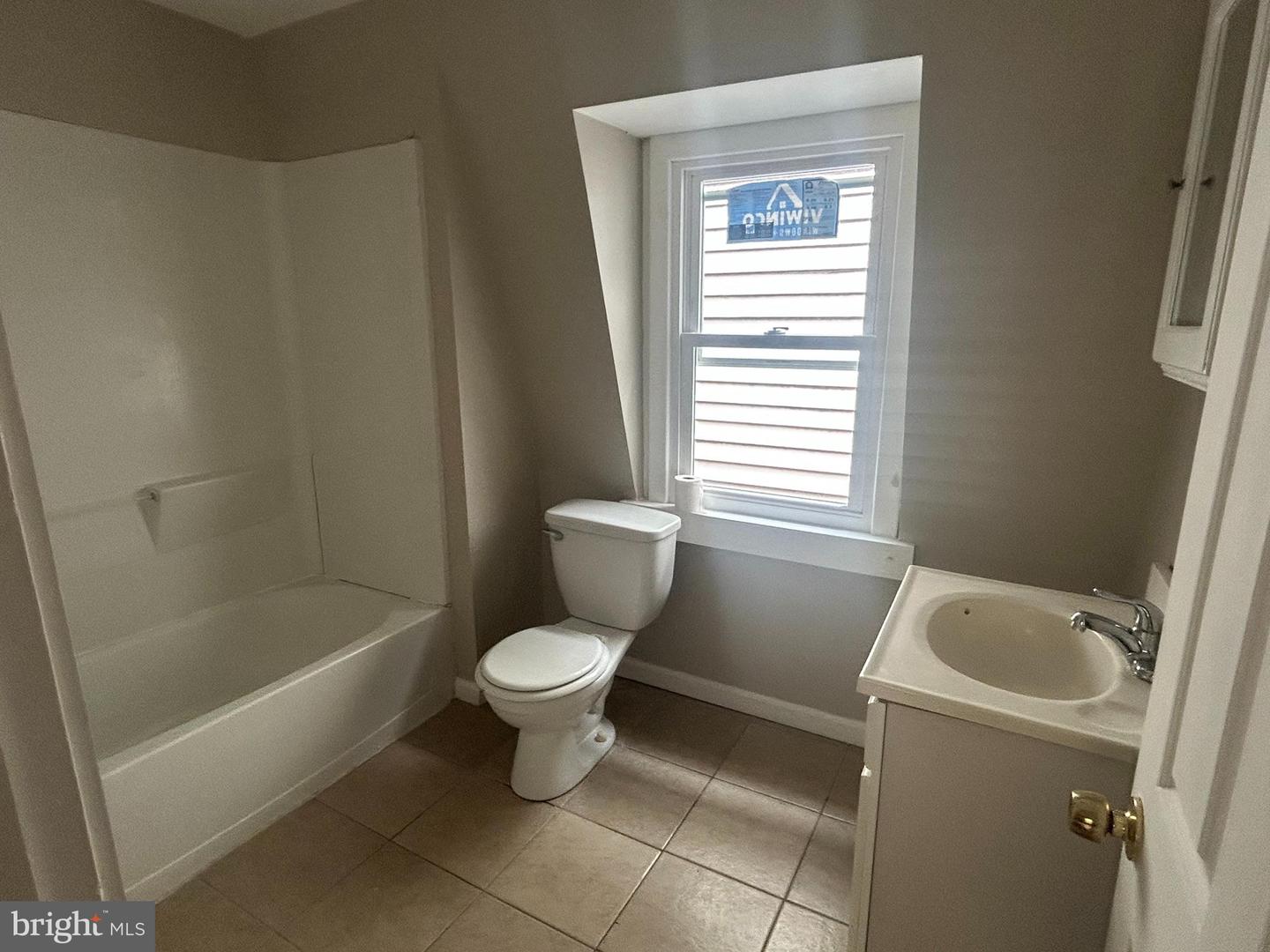 141 High St #3 Property Photo 7