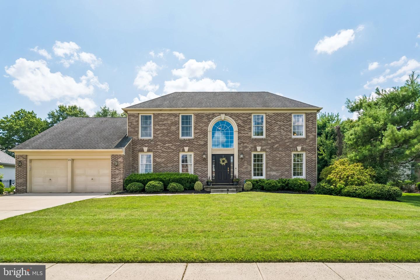 25 PERIWINKLE DR