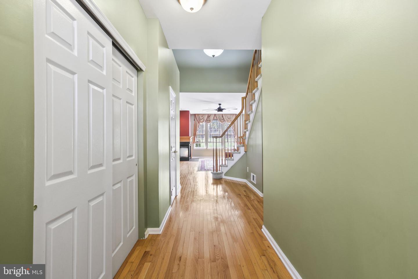 30 Spyglass Ct Property Photo 3