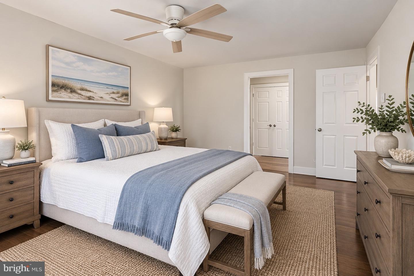 14 E Close Property Photo 7