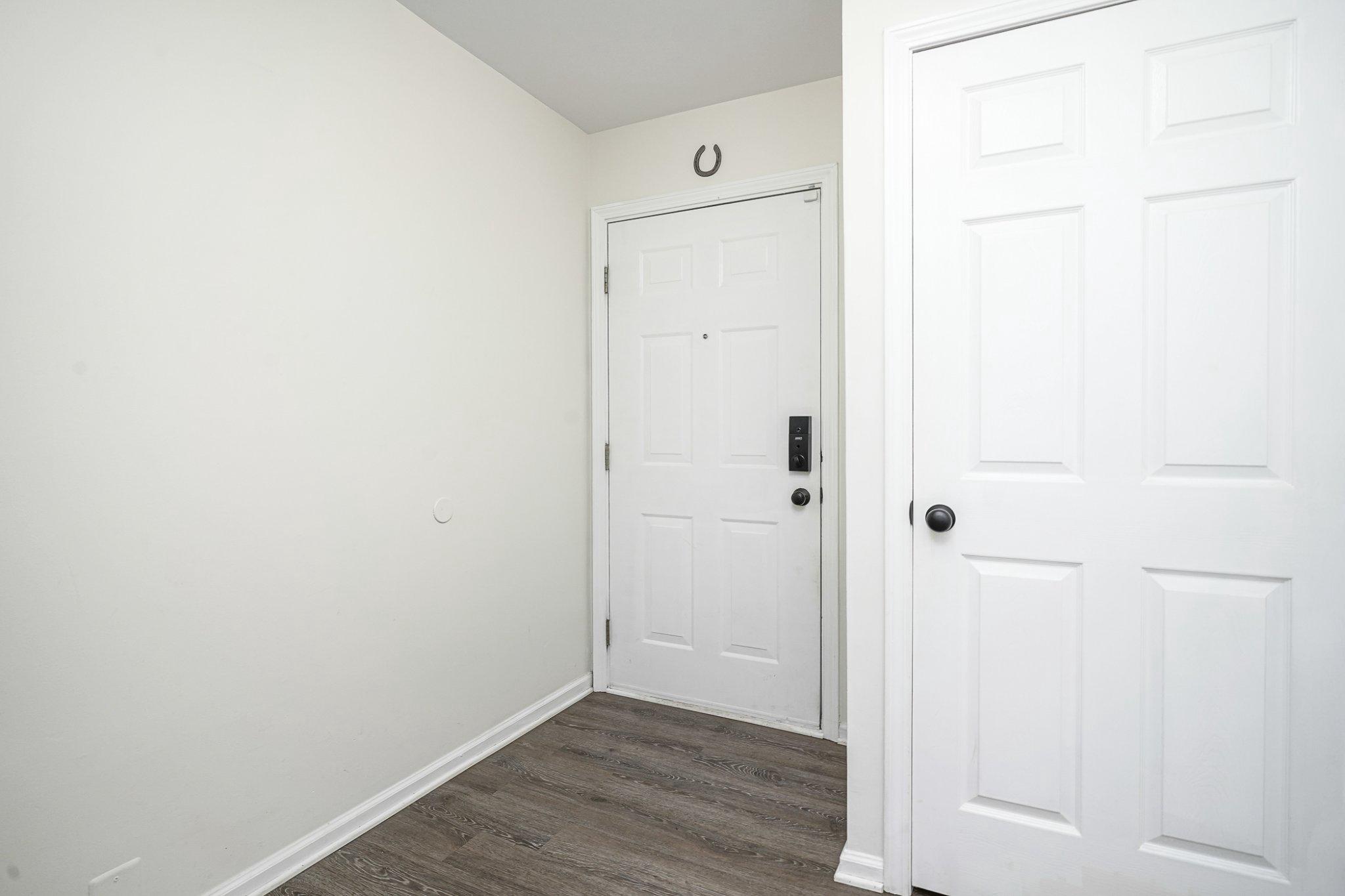 6201 Riverfront Dr Property Photo 3
