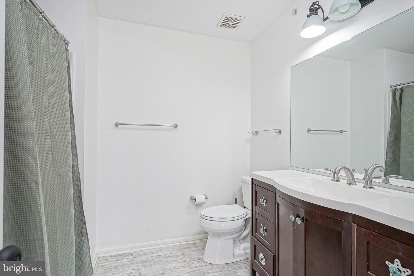 6201 Riverfront Dr Property Photo 14