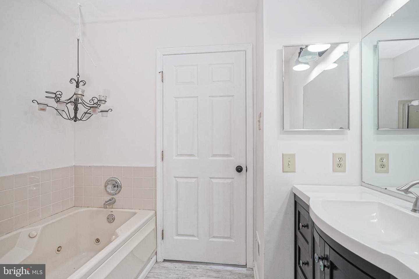 6201 Riverfront Dr Property Photo 20