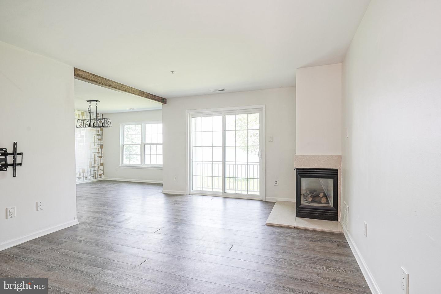 6201 Riverfront Dr Property Photo 28