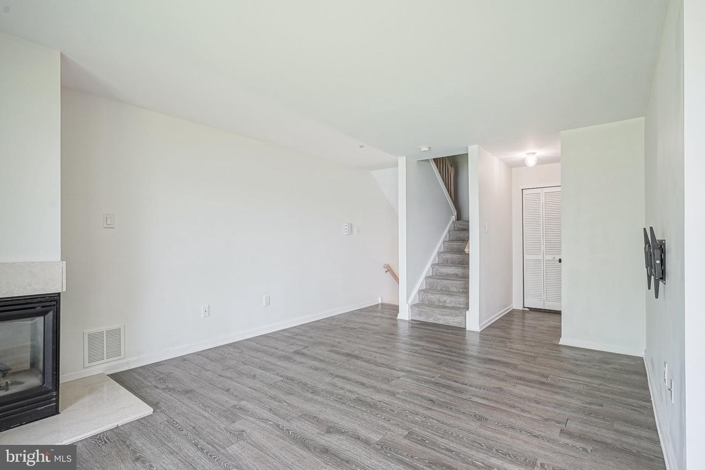 6201 Riverfront Dr Property Photo 31