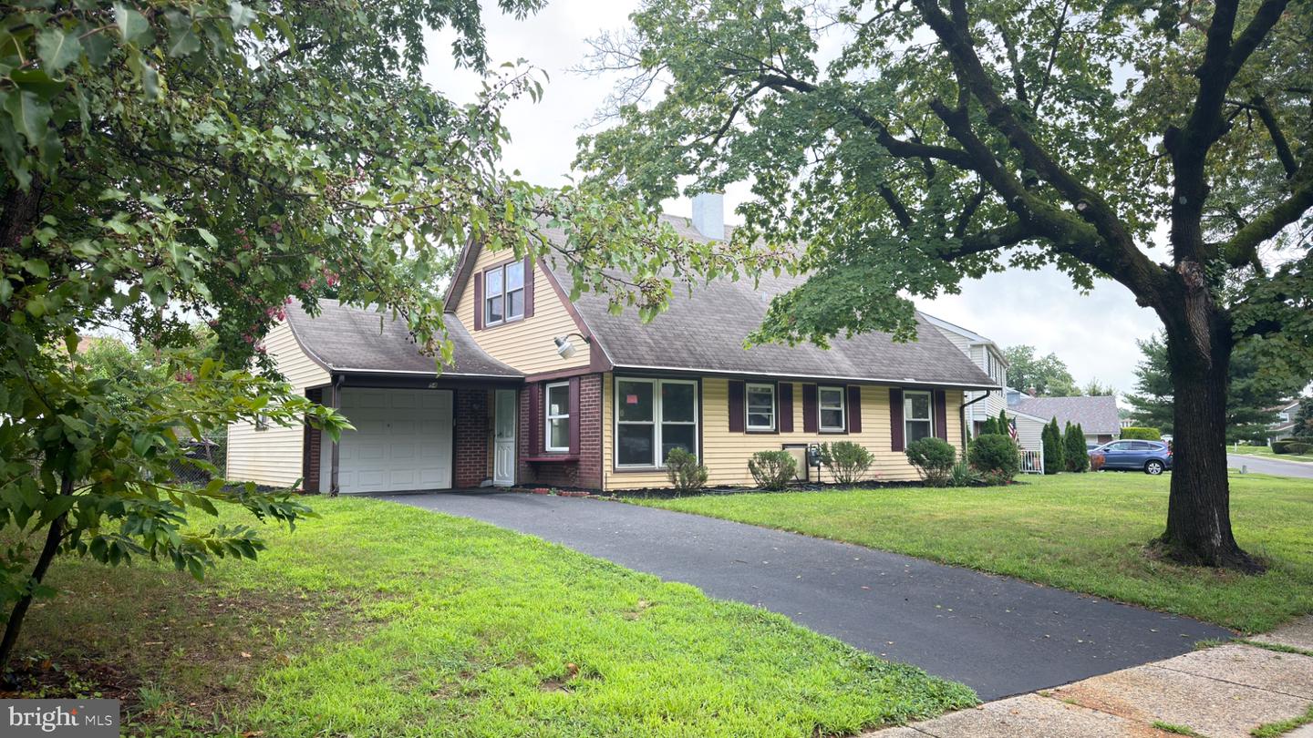 54 Plumtree Ln Property Photo 1