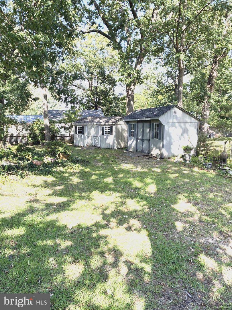 18 Litle Ave Property Photo 13
