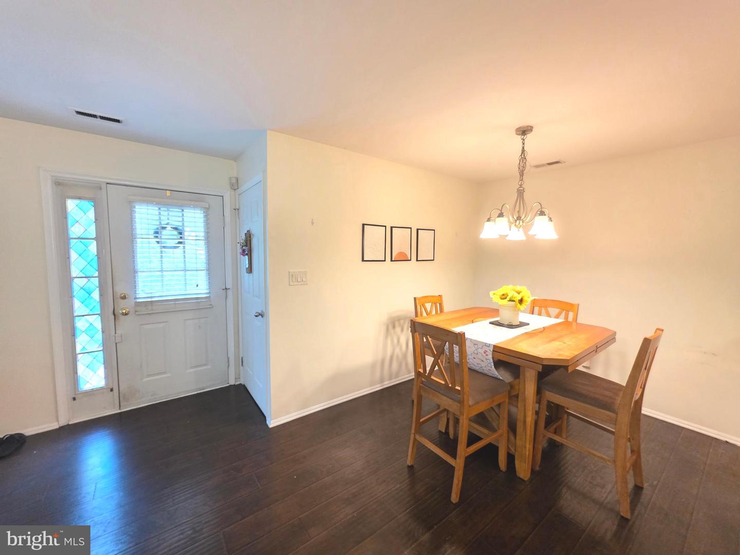 1305 Squirrel Rd Property Photo 9
