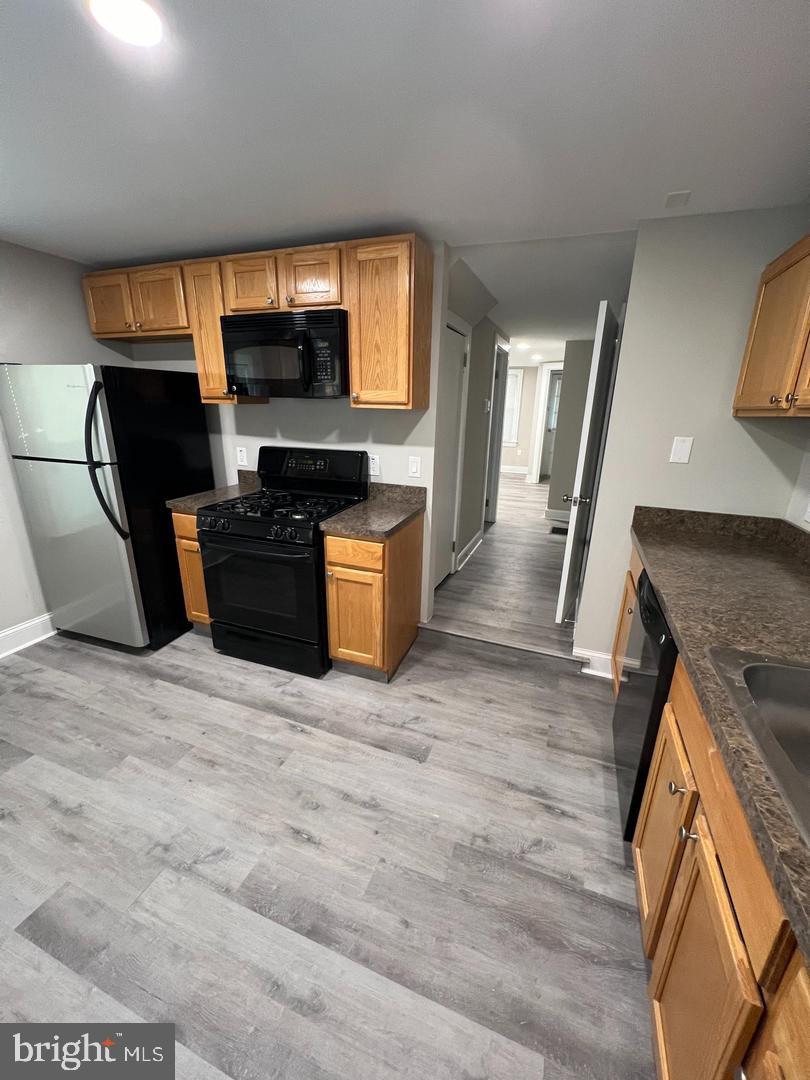 30 Spruce Ave #a Property Photo 12