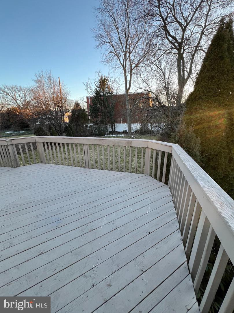 30 Spruce Ave #a Property Photo 53