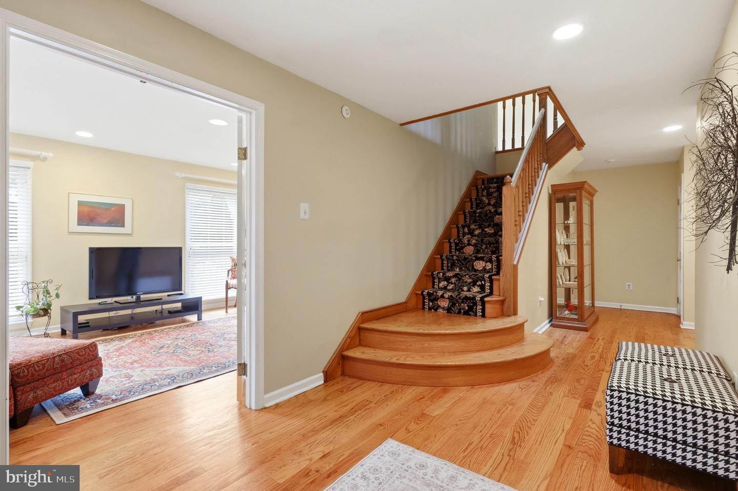 133 Plum St Property Photo 4