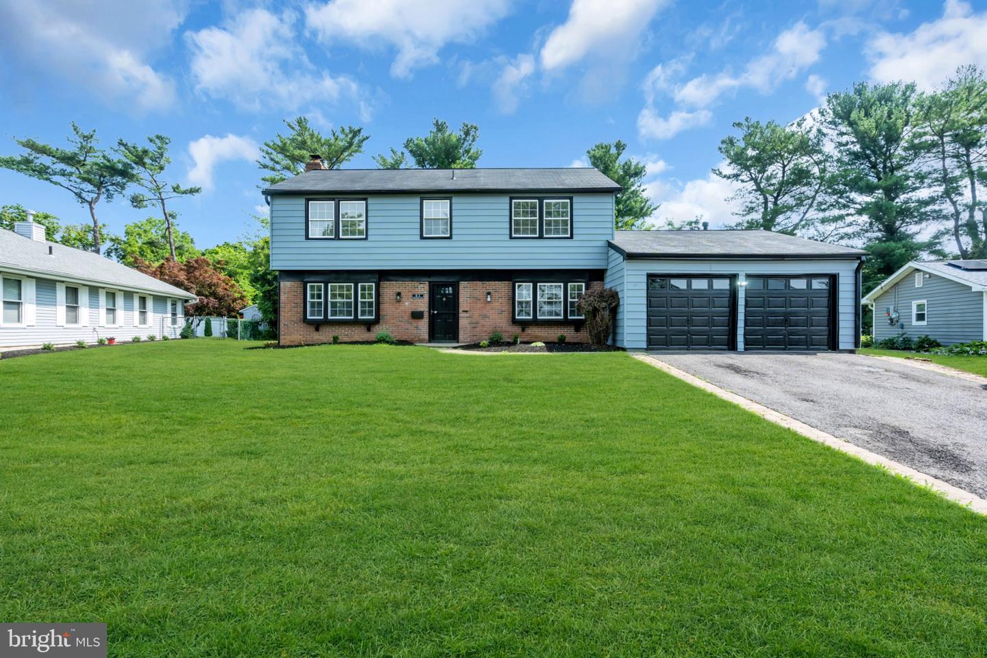 61 Triangle Property Photo 2