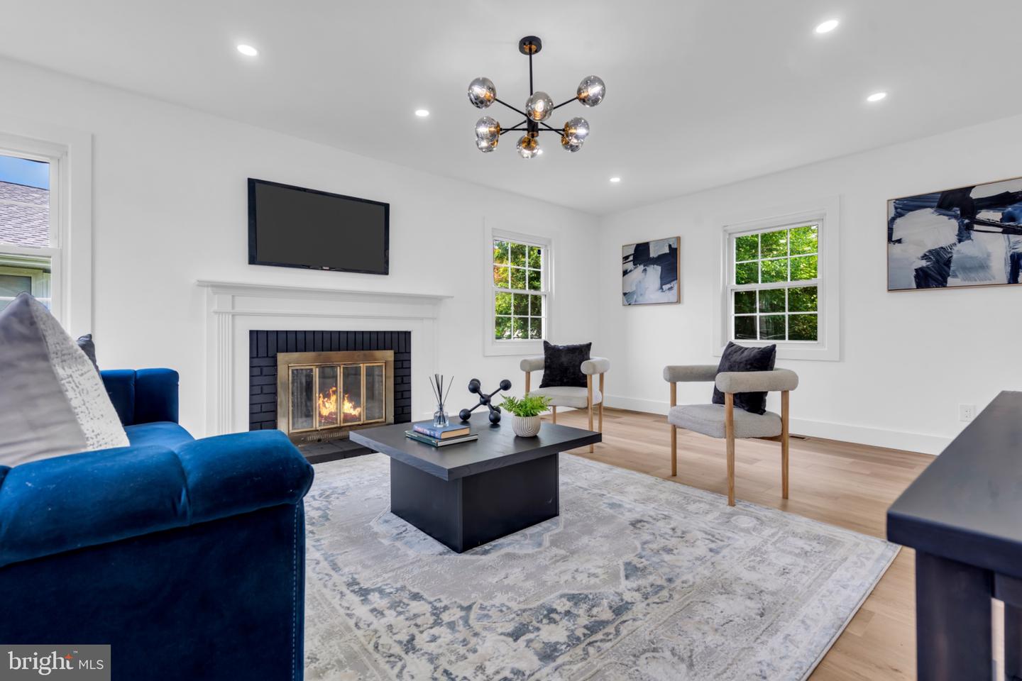 61 Triangle Property Photo 6