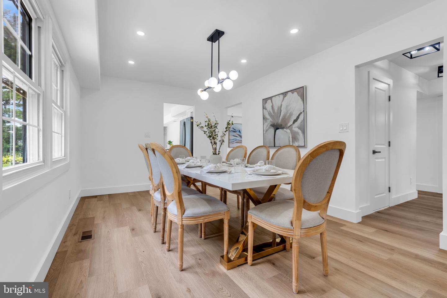 61 Triangle Property Photo 11